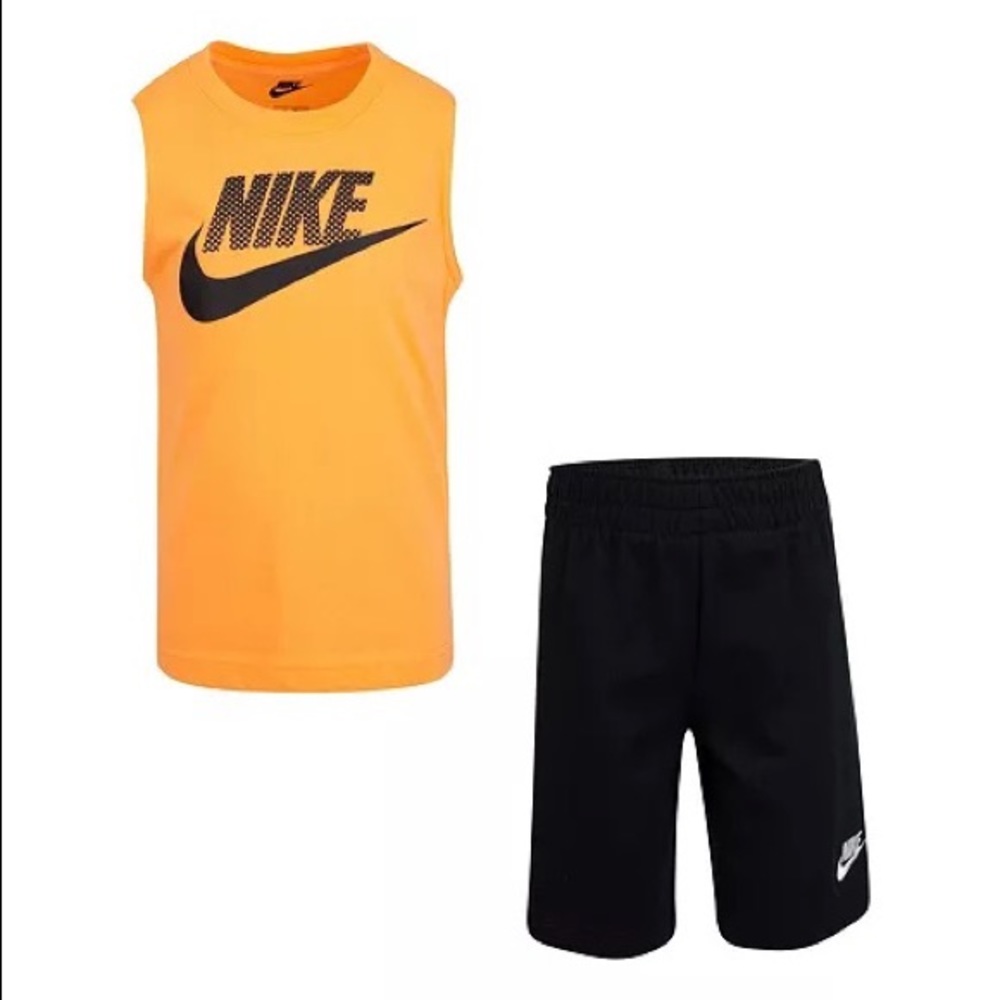 Baby boy Nike 2 piece 12M Outfit